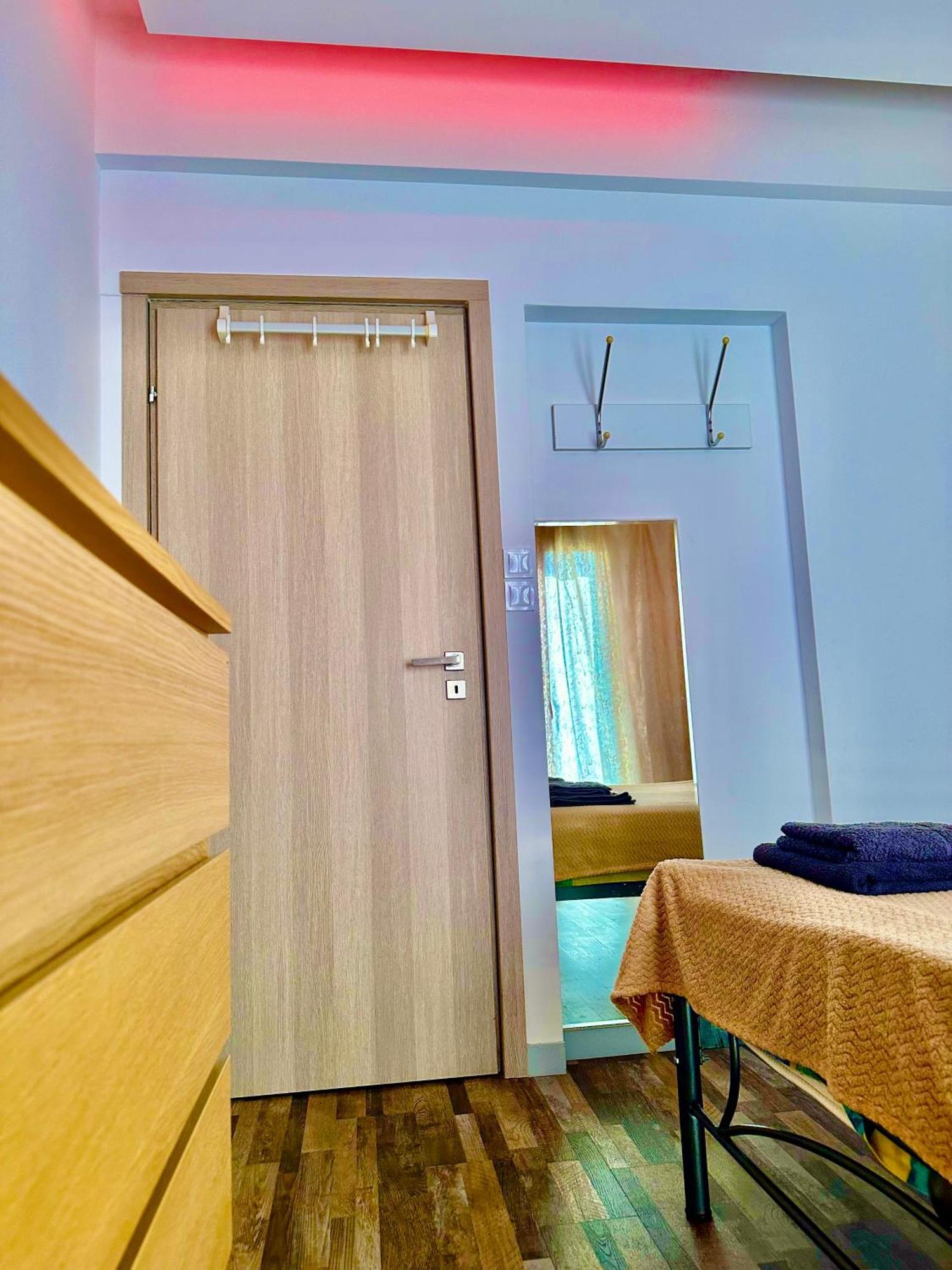 Apartment Center Piraeus Location Kastella Passalimani Port Exterior photo
