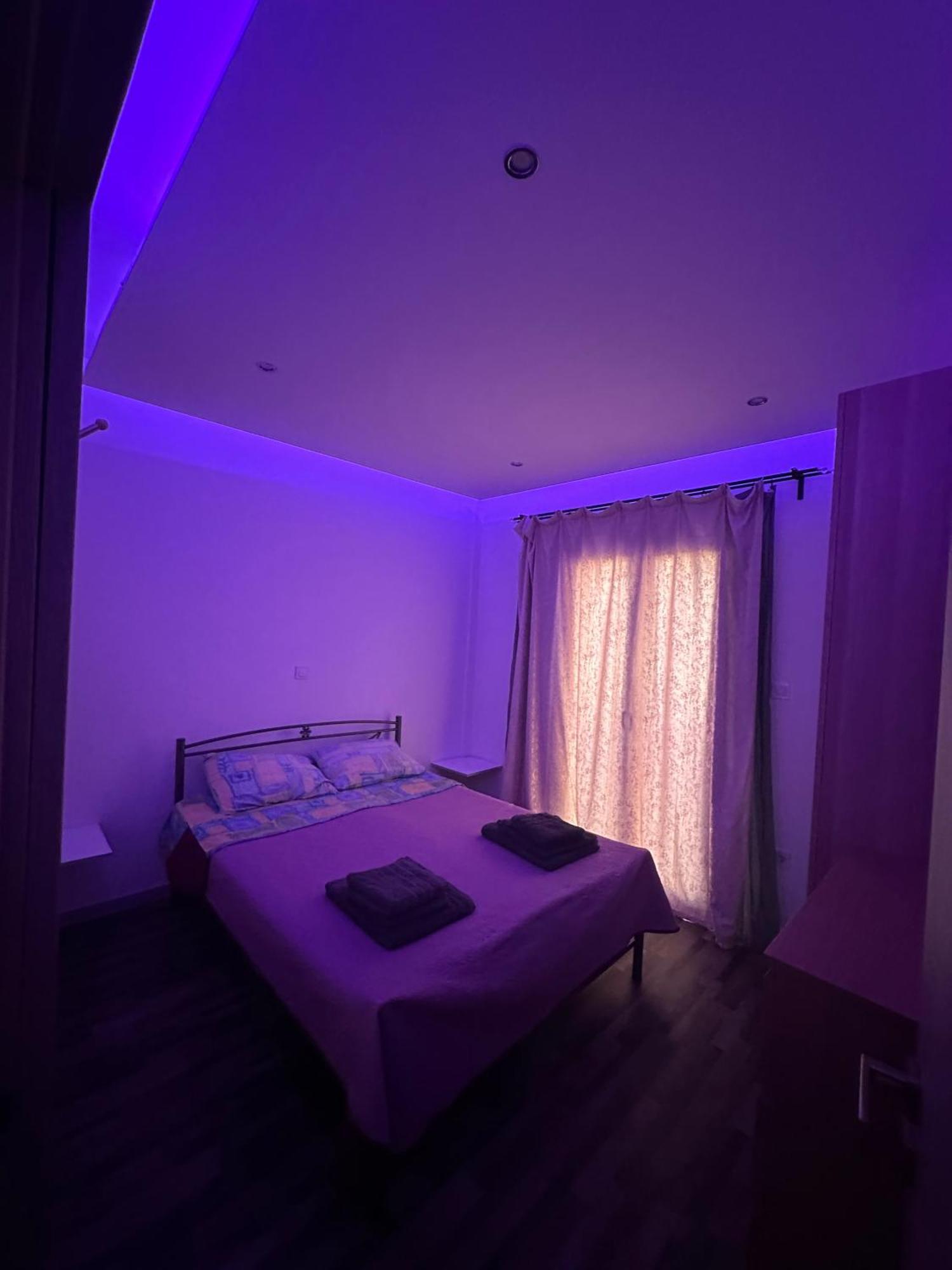 Apartment Center Piraeus Location Kastella Passalimani Port Exterior photo